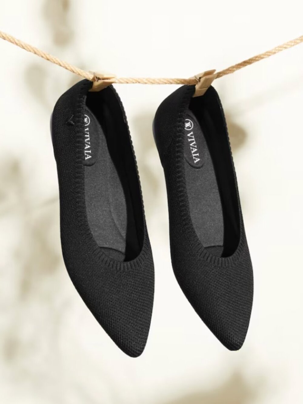 VIVAIA Aria 5° Black Pointed-Toe Ballet Flats Size 40 • NEW Without Tags